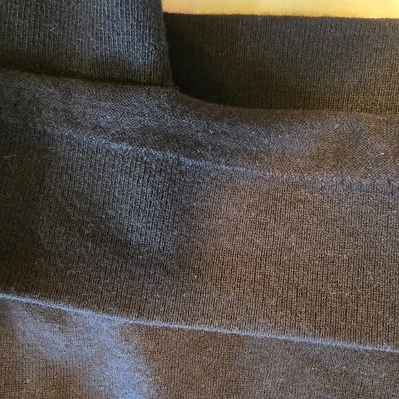 Banana Republic zippered sveater - Picture 12 of 12